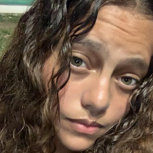 Babá em Caruaru: Lourrany