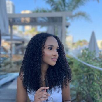 Babysitter in Nice: Liora