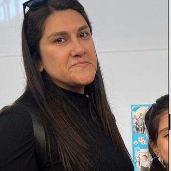 Babysitter στην περιοχή Αντοφαγάστα: Nicole
