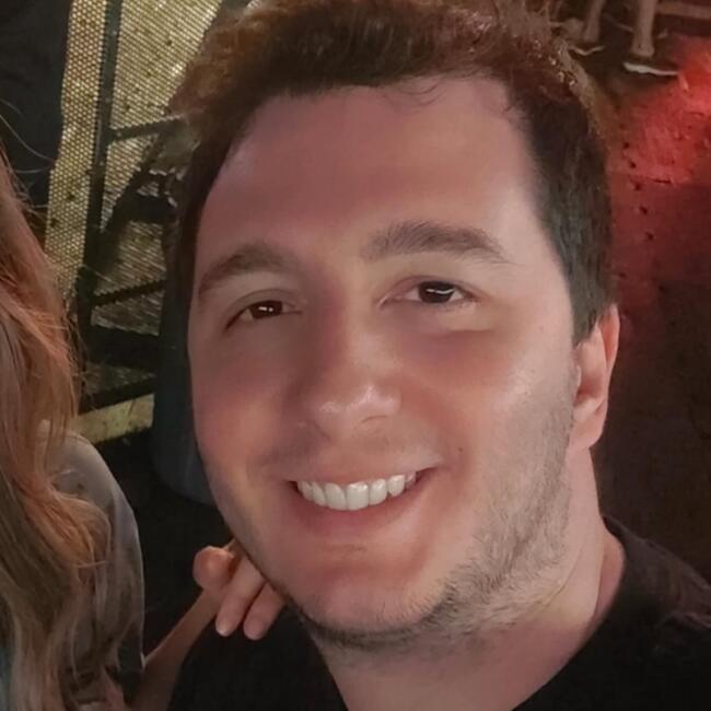 Babysitting job in Louveira: Ivan