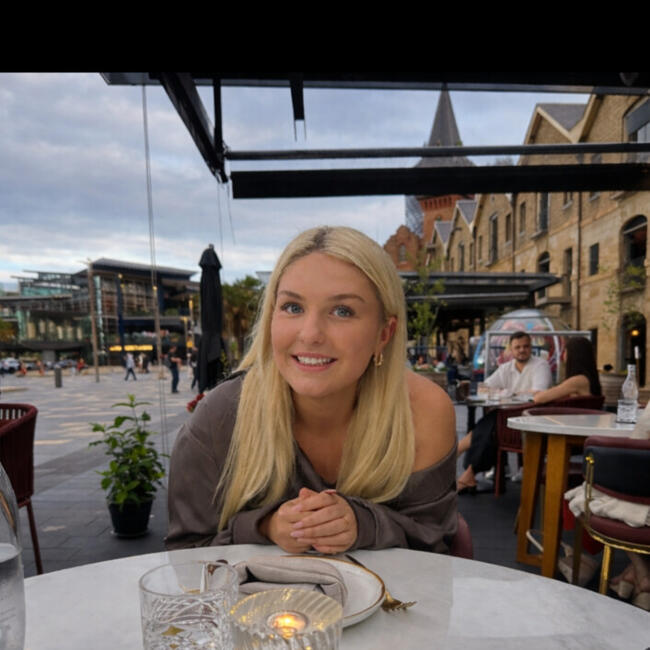 Babysitter in Sydney: Sinead