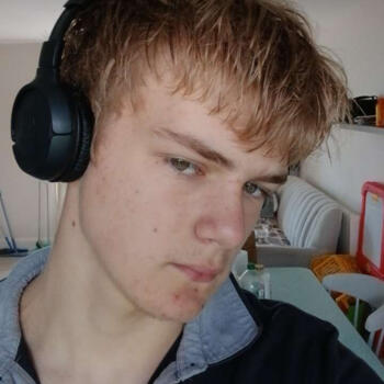 Babysitter in Rossaveel: Kyrylo