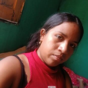 Babysitter Manaus: Kemile