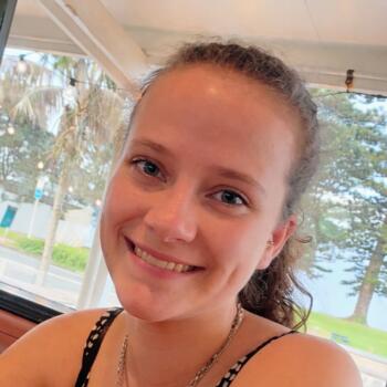 Babysitter in Whangaparaoa: Jeida