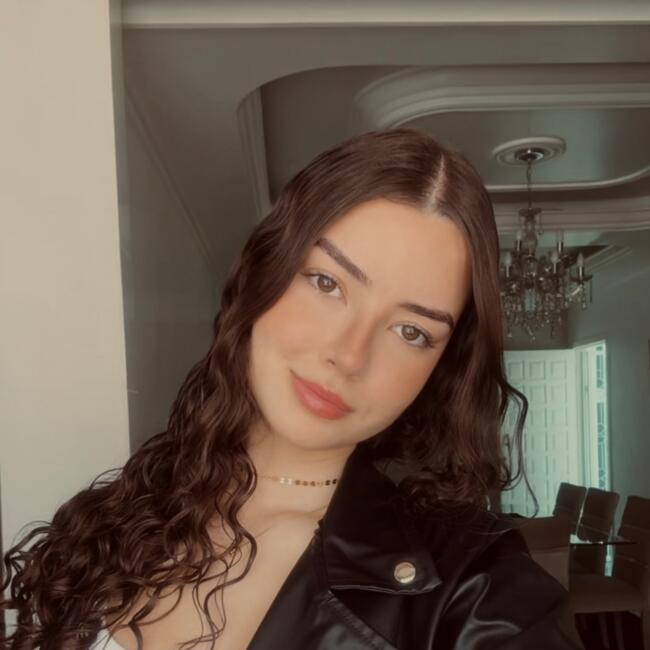 Babysitter in São José (São José): Natália