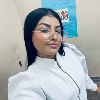 Babysitter in Manaus: Adrielly