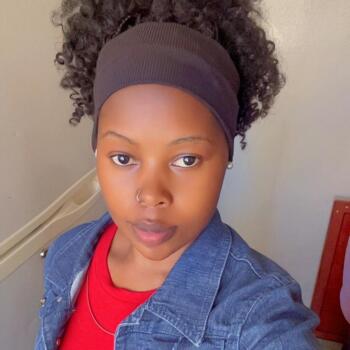 Babysitter in Abu Dhabi: Namatovu Fatumah