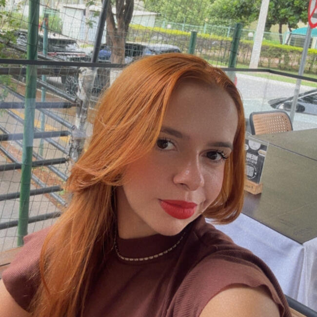 Babysitting job in Goiânia: Larissa