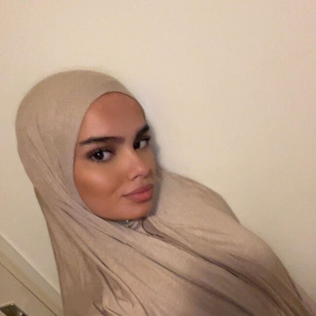 Babysitter in Amsterdam: Yasmine