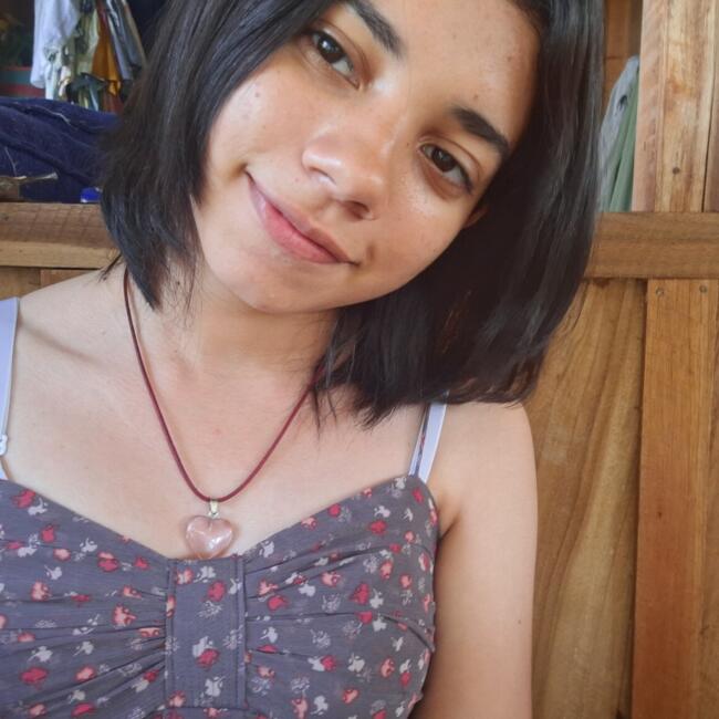 Niñera en Los Chiles: Luz