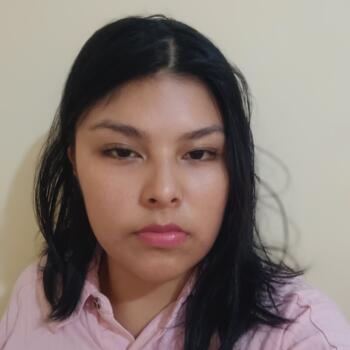 Babysitter in Lima: Yanina