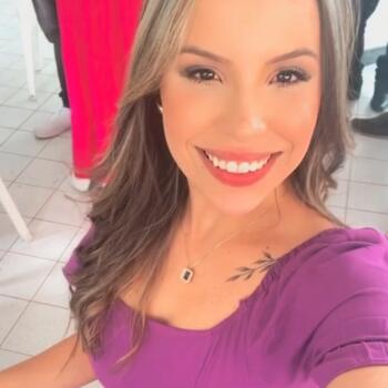 Emprego de babá em Nova Lima: emprego de babá Bruna