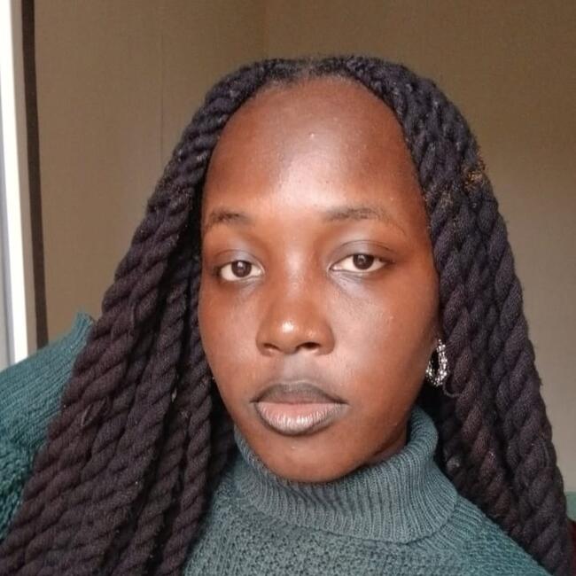 Babysitter in Savigny-le-Temple: Prunelle carmene