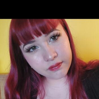 Babysitter in Terre Haute: Lexi