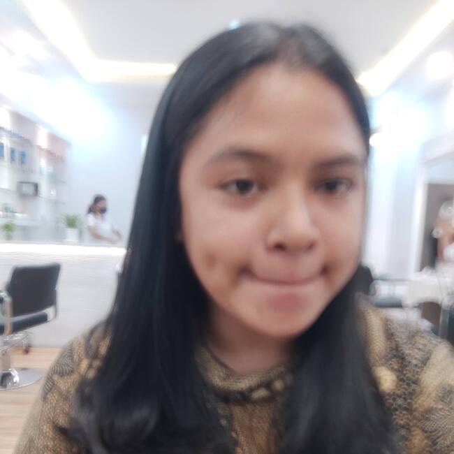 Babysitter in Lombok Island: Wulandari