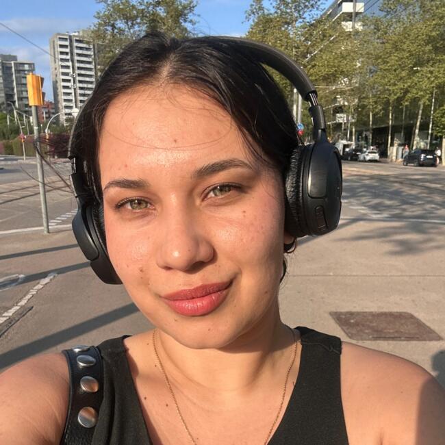 Babysitter in Genf: Sharon