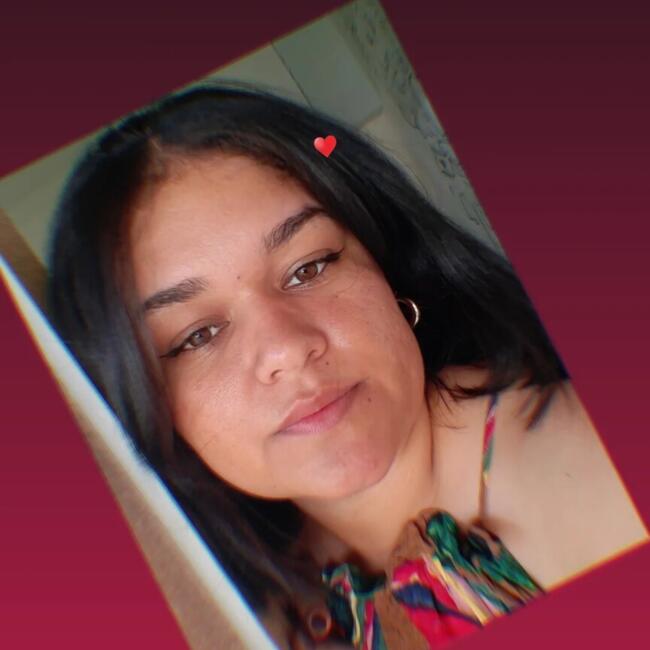 Babysitter in Caldas Novas: Vivian