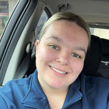 Babysitter Adelaide: Elyse