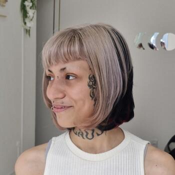 Babysitter Caçapava: Francine