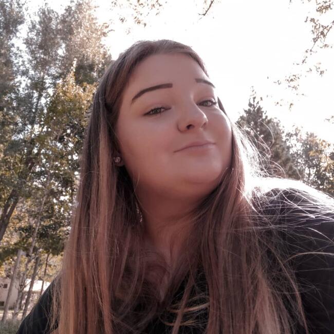 Babysitter in Chevry-Cossigny: Emilie