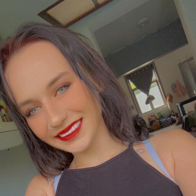 Babysitter in Quaregnon: Ilona