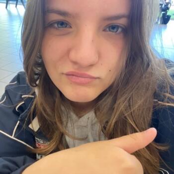 Babysitter Cauvicourt: Lucie