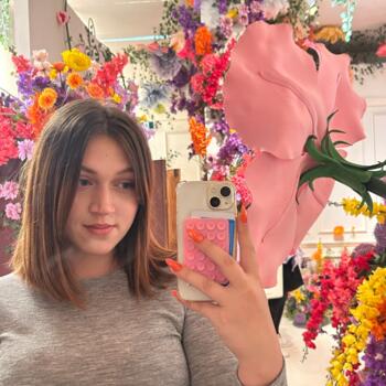 Babysitter in Saint-Omer: Mélodie