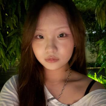 Babysitter in Singapore Island: Irene