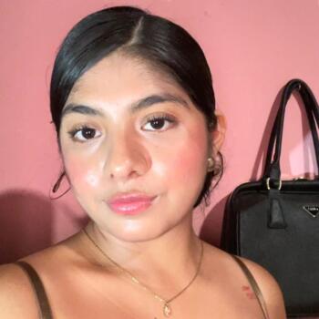 Babysitter in Guayaquil: Genesis