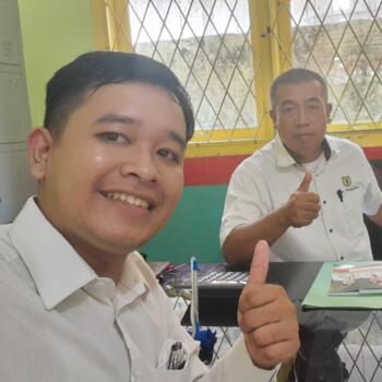 Babysitting job in Medan: babysitting job Efan