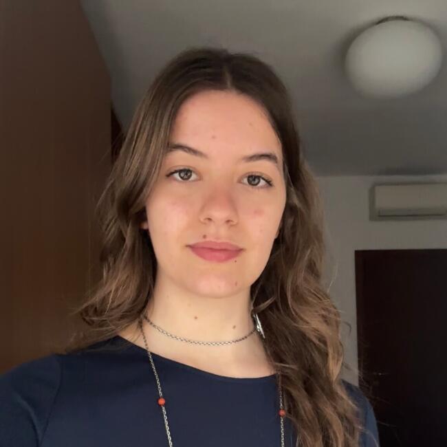 Babysitter a Milano: Anna