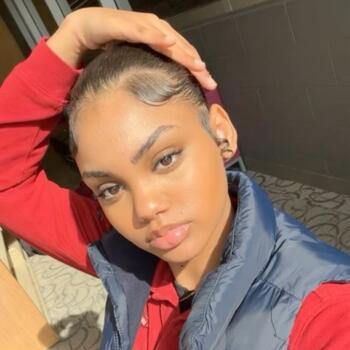 Babysitter Milton: Rahwa