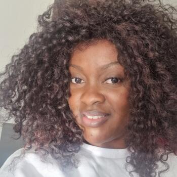 Babysitting job in Burton-on-Trent: babysitting job Patricia