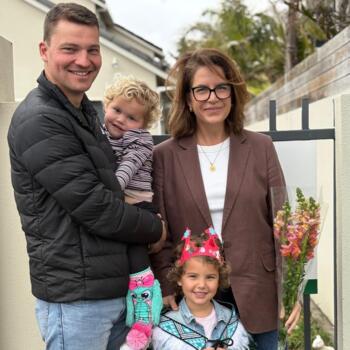 Babysitting job in Red Beach: babysitting job Angus