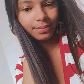 Babysitter in Arroio Grande: Kimberly