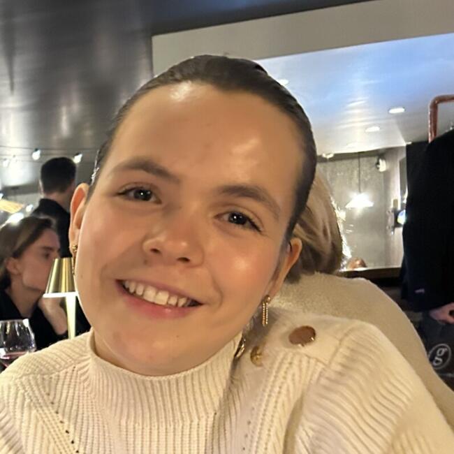 Babysitter in La Chapelle-des-Fougeretz: Candice