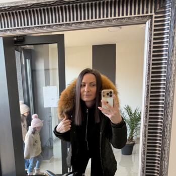 Parent Sandnes: Jovana