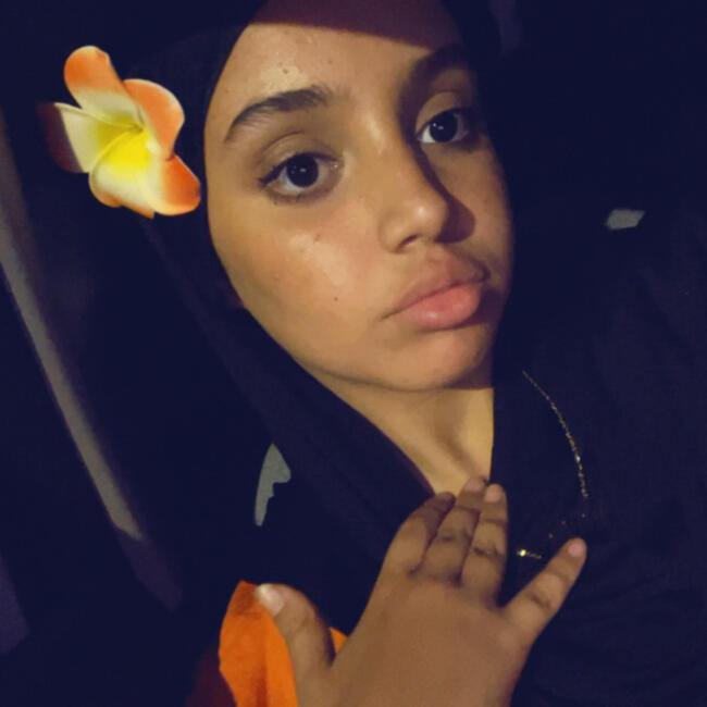 Babysitter in Frontignan: Marwa