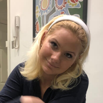 Barnvakt i Roslags Näsby: Karla
