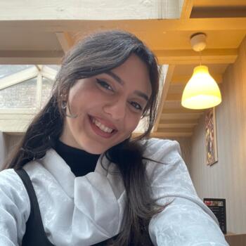 Babysitter in Athens: Κοραλένα