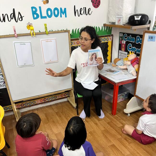 Babysitter in Singapore: Seima