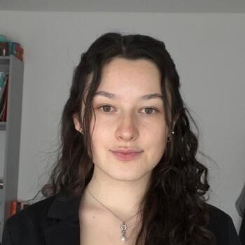 Babysitter in Rada Tilly: Juliana