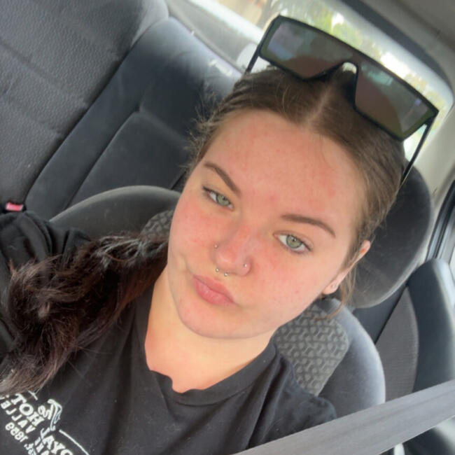 Babysitter in Ballarat: Caitlin