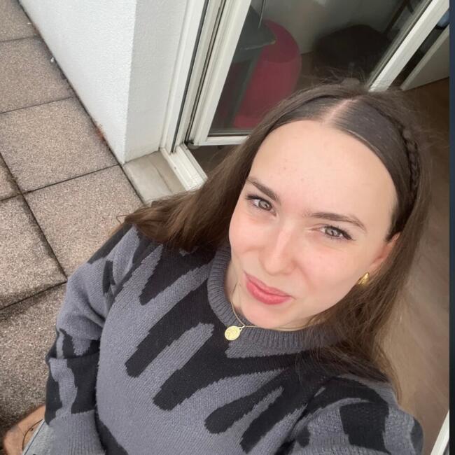 Babysitter in Marseille: Zoélie