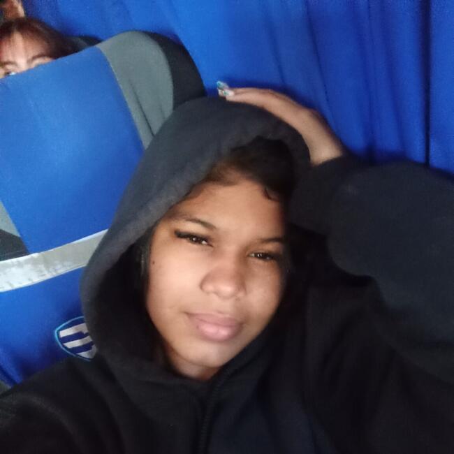 Babá em Curitiba: Leidys