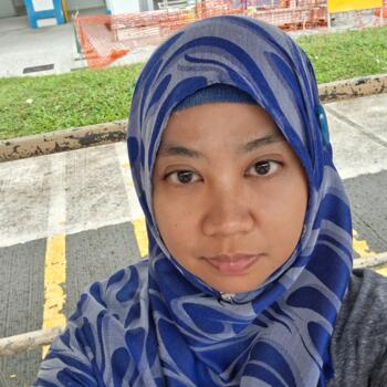 Babysitter in Singapore: Liza