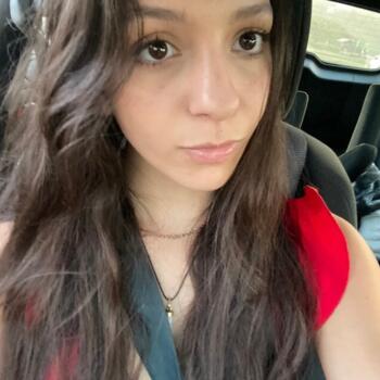 Babysitter in North Vancouver: Grace