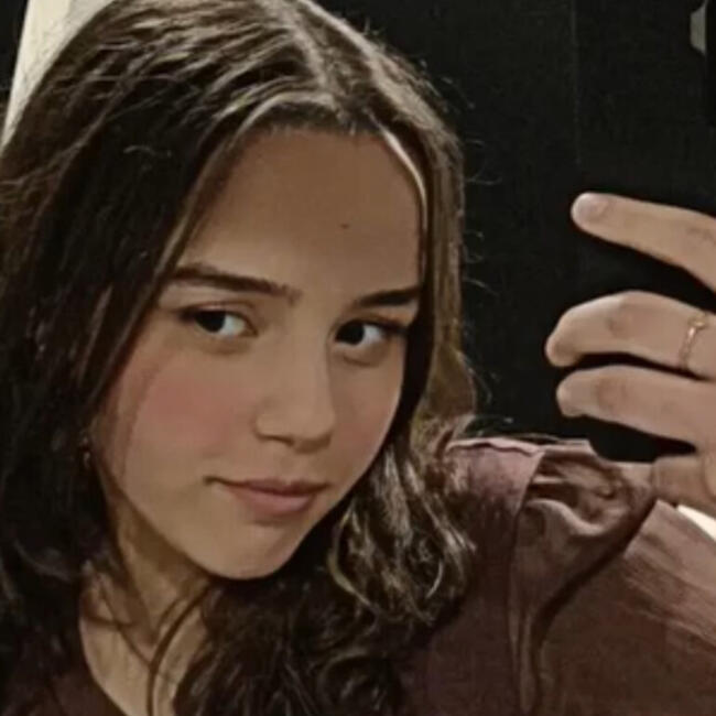 Babysitter in Marseille: Neda