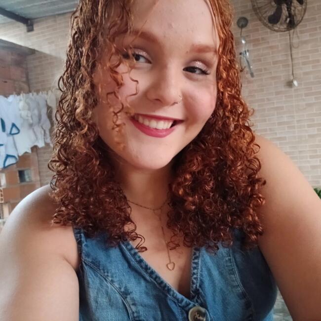 Babá em Praia Grande: Mariana Santás