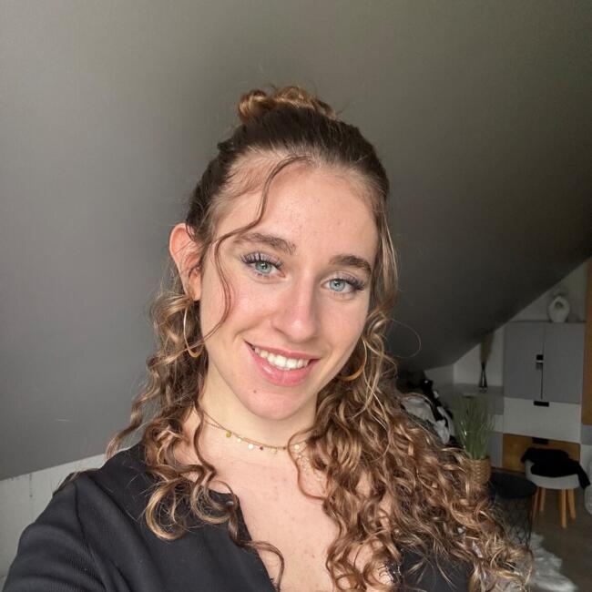 Babysitter in Eschau: Lena